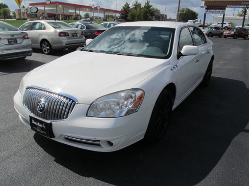 Used 2011 Buick Lucerne CXL w/ Driver Confidence Package image 1