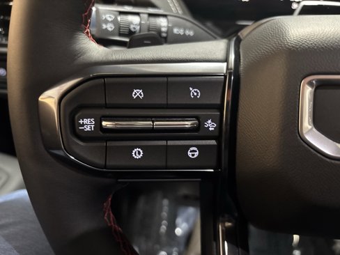 New 2026 GMC Yukon AT4 Ultimate w/ LPO, Floor Liner Package image 15