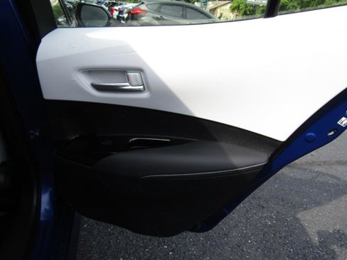 Used 2023 Toyota Corolla SE w/ SE Premium Package image 32