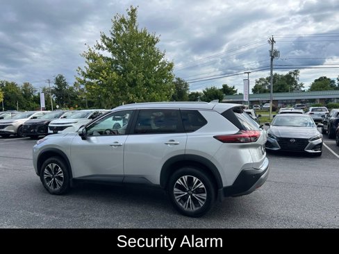 Used 2023 Nissan Rogue SV w/ SV Premium B Package image 9