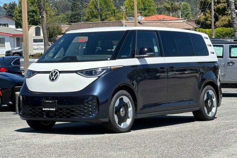 New 2025 Volkswagen ID. Buzz Pro S Plus image 8