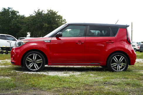 Used 2019 Kia Soul + image 3