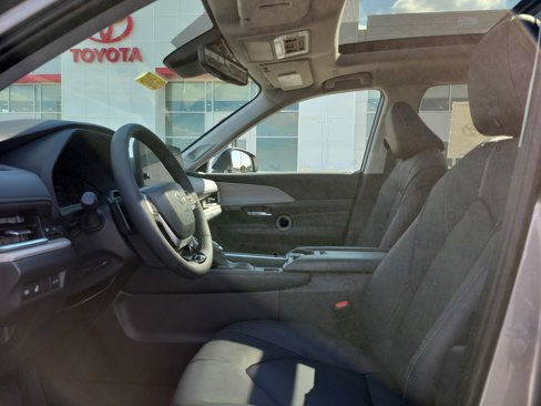 New 2026 Toyota Grand Highlander Platinum image 15