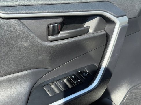 Used 2024 Toyota RAV4 LE image 22