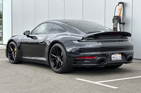 Used 2024 Porsche 911 Carrera image 3
