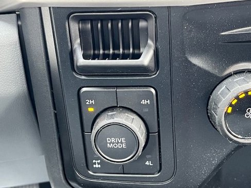 New 2026 Ford F250 4x4 Regular Cab Super Duty image 22