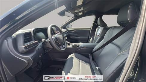 New 2026 Toyota Crown XLE image 12