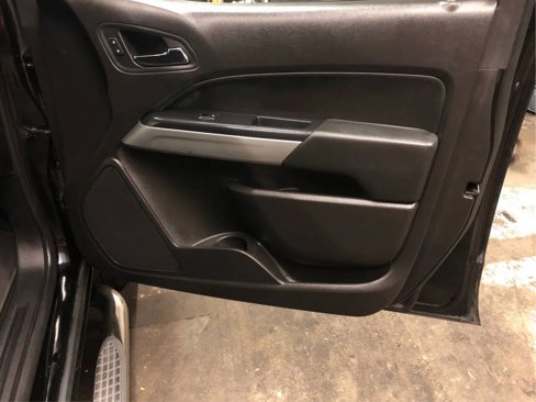 Used 2016 Chevrolet Colorado LT w/ LT Convenience Package image 18