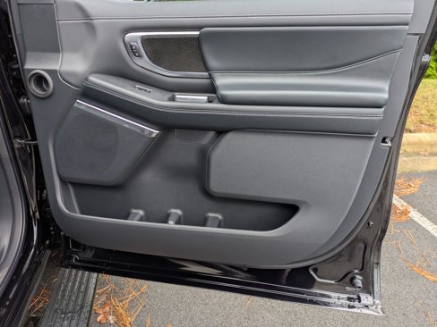 New 2025 Ford Expedition Max Platinum w/ Stealth Appearance Package image 39