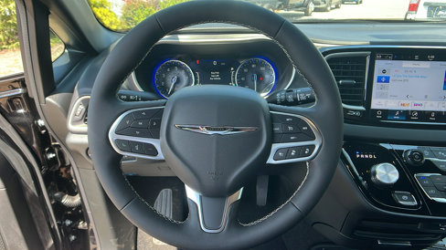 New 2026 Chrysler Voyager LX image 23