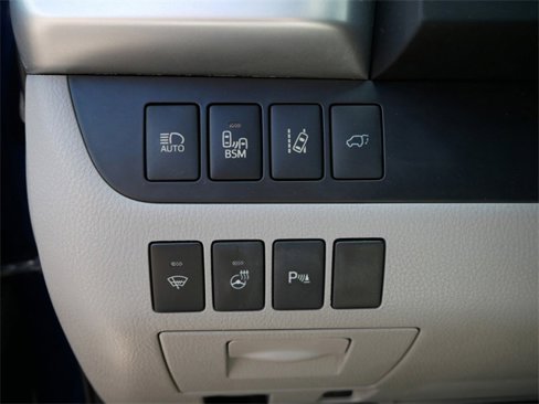 Used 2016 Toyota Highlander Limited Platinum image 17