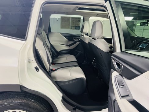 Used 2023 Subaru Forester Premium image 29