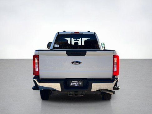 New 2026 Ford F250 XL image 4