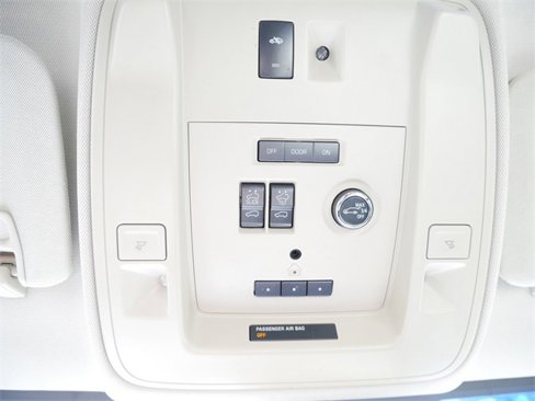 Used 2019 GMC Yukon Denali w/ Denali Ultimate Package image 24