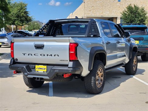 New 2025 Toyota Tacoma Trailhunter image 3