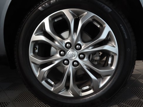 Used 2018 Buick Enclave Avenir w/ Avenir Technology Package image 32