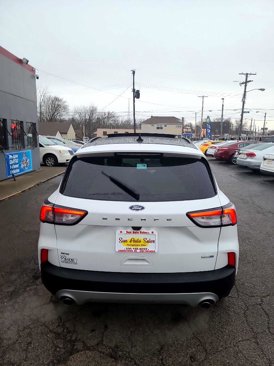 Used 2020 Ford Escape SE image 18
