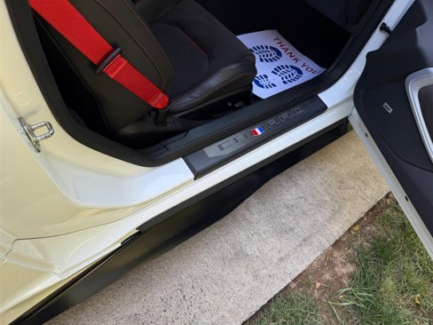 Used 2018 Chevrolet Camaro ZL1 image 58