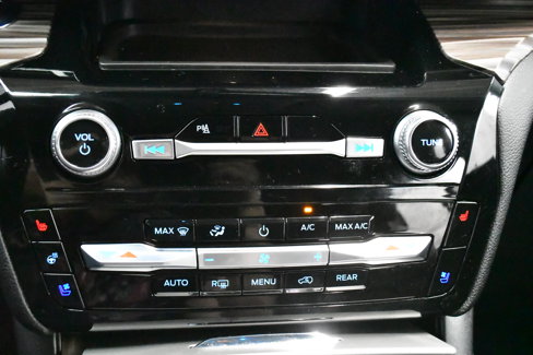 Used 2024 Ford Explorer Limited image 29