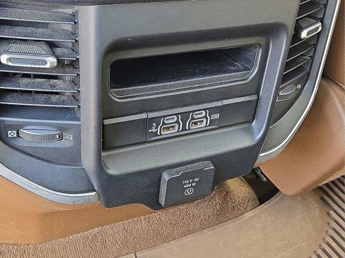 Used 2020 RAM 1500 Laramie image 15