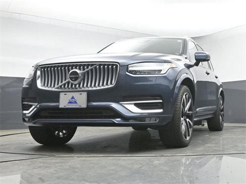 Used 2025 Volvo XC90 B6 Plus w/ Protection Package Premier image 39