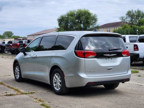New 2026 Chrysler Voyager LX image 2
