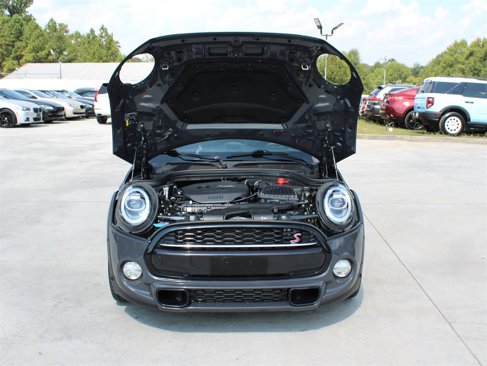 Used 2019 MINI Cooper S w/ Signature Upholstery Package image 38