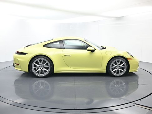 Certified 2025 Porsche 911 Carrera image 15