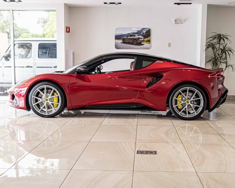 New 2025 Lotus Emira image 6