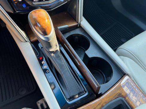 Used 2018 Cadillac XTS Luxury image 10