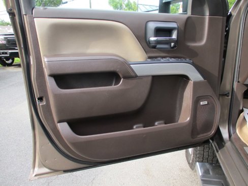Used 2015 Chevrolet Silverado 2500 LT w/ Z71 Package, Off-Road image 23