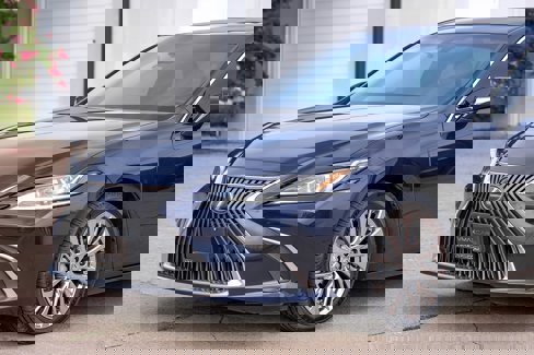 Used 2021 Lexus ES 300h w/ Premium Package image 7