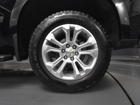 Used 2024 Chevrolet Silverado 1500 LTZ w/ LTZ Premium Package image 16
