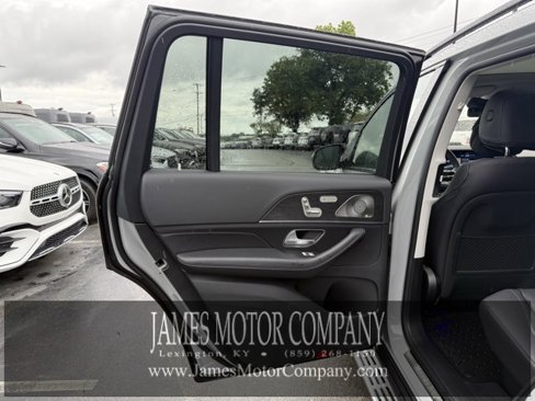 New 2026 Mercedes-Benz GLS 450 4MATIC image 17