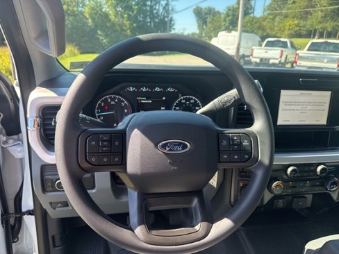 New 2026 Ford F350 XLT image 24