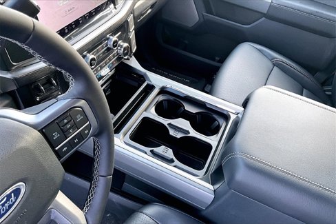 New 2025 Ford F250 Lariat w/ Black Appearance Package image 8