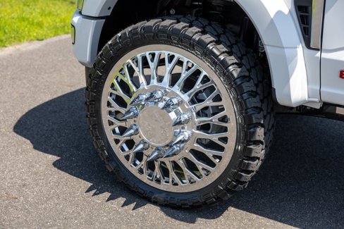 Used 2025 Ford F450 Platinum w/ Platinum Plus Package image 18