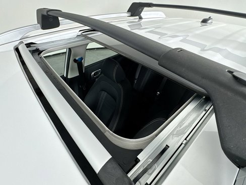 Certified 2025 Hyundai Venue SEL image 21