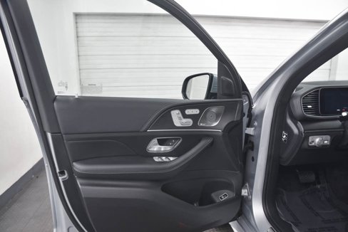 Used 2024 Mercedes-Benz GLE 450 4MATIC image 9