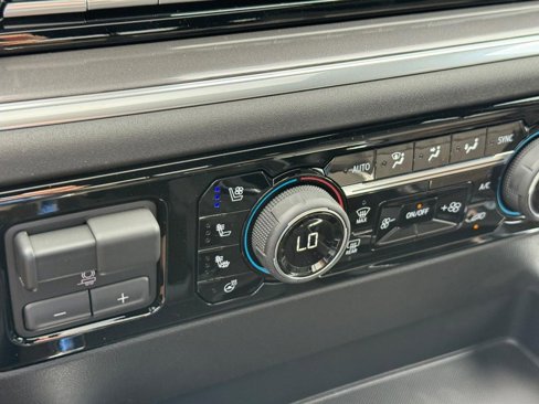 New 2026 Chevrolet Silverado 1500 High Country w/ High Country Premium Package image 17