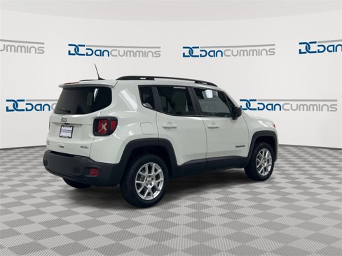 Used 2022 Jeep Renegade Latitude image 8