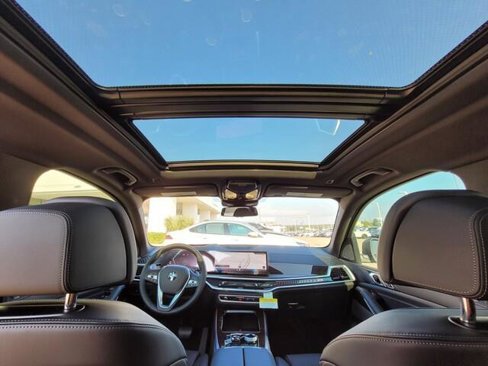 New 2026 BMW X5 xDrive40i w/ Executive Package image 38