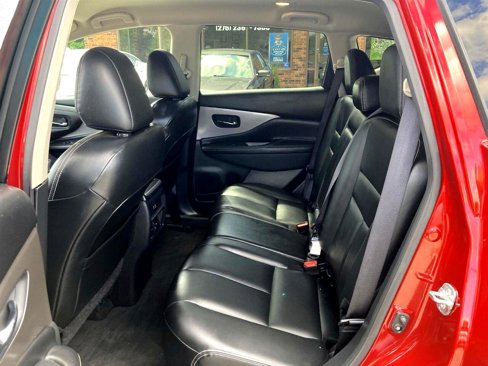Used 2023 Nissan Murano SV image 12
