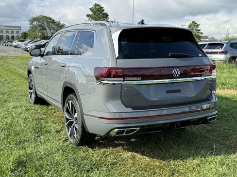 New 2025 Volkswagen Atlas SEL Premium R-Line image 4
