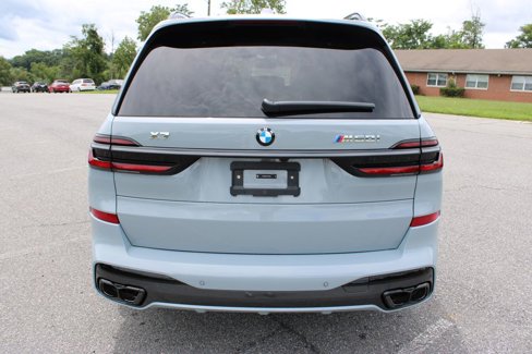 New 2026 BMW X7 M60i image 7
