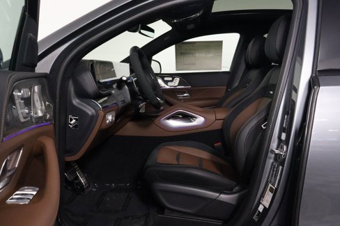New 2026 Mercedes-Benz GLE 53 AMG 4MATIC Coupe image 5