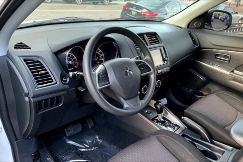 Used 2019 Mitsubishi Outlander Sport LE image 11