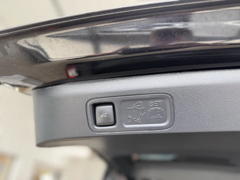 Used 2024 Ford Expedition XLT image 53