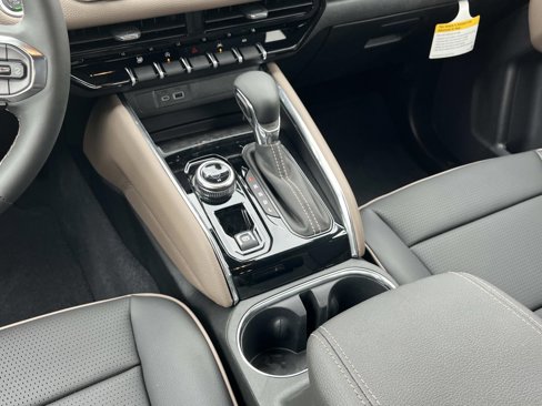 New 2026 GMC Canyon Denali image 17