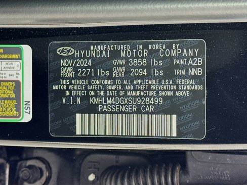 Certified 2025 Hyundai Elantra Sport image 31